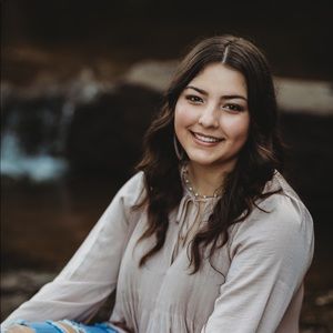 Meet your Posher, Rebecca